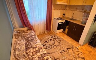Cameră de camin 17 mp pe Bulevardul Poitiers, Iași - Poză 1