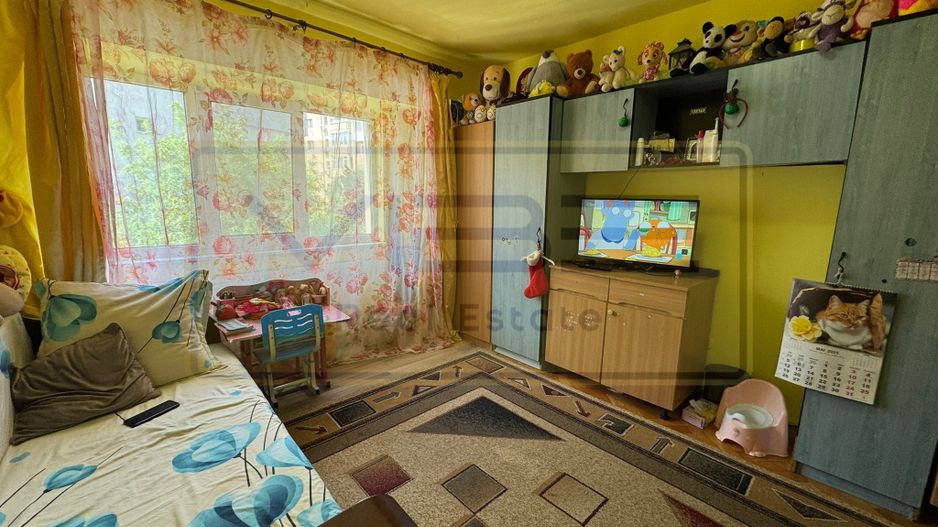 Apartament 2 camere decomandat zona Podul de Fier - Poză 17