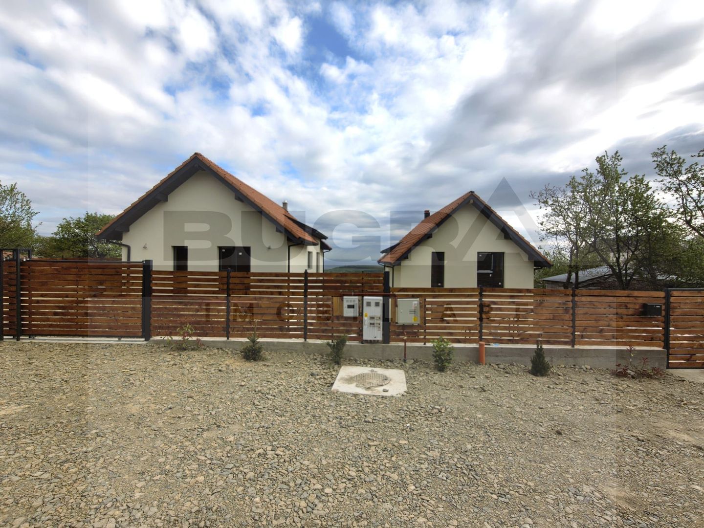 Casă modernă de vânzare – Gheorghieni | Priveliste panoramica - Poză 3