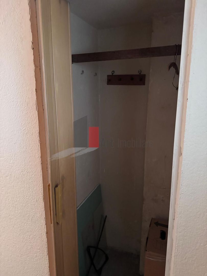 Vânzare apartament 3 camere Piața Progresu - Poză 5