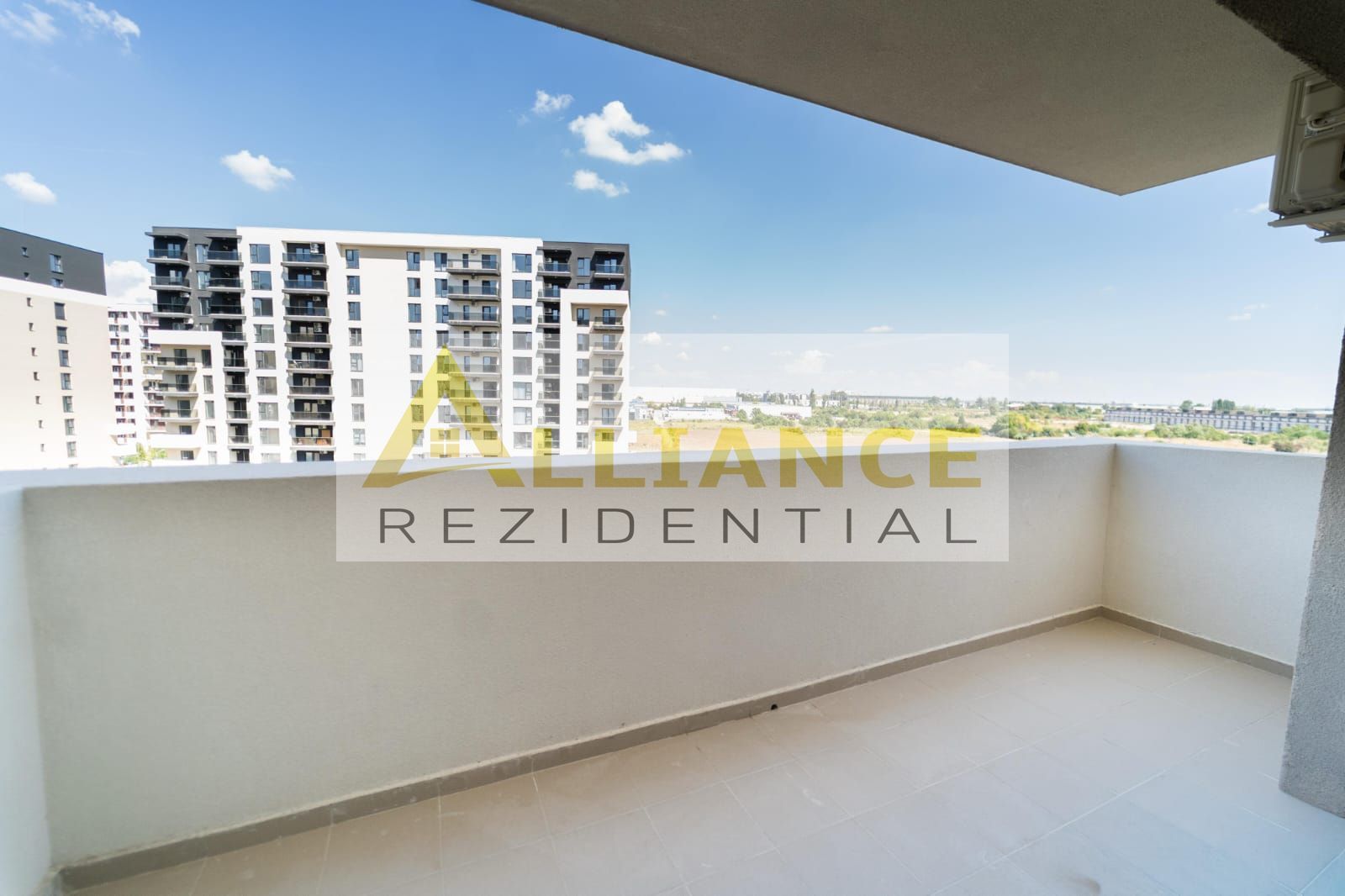 {GRAND KRISTAL} Apartament 2 camere - Decomandat + Parcare - Poză 8