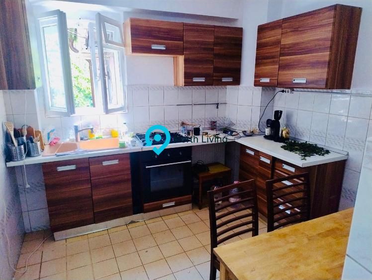 Vila cu grădină proprie -Domenii – Str. Av. Mircea Zorileanu - Poză 6