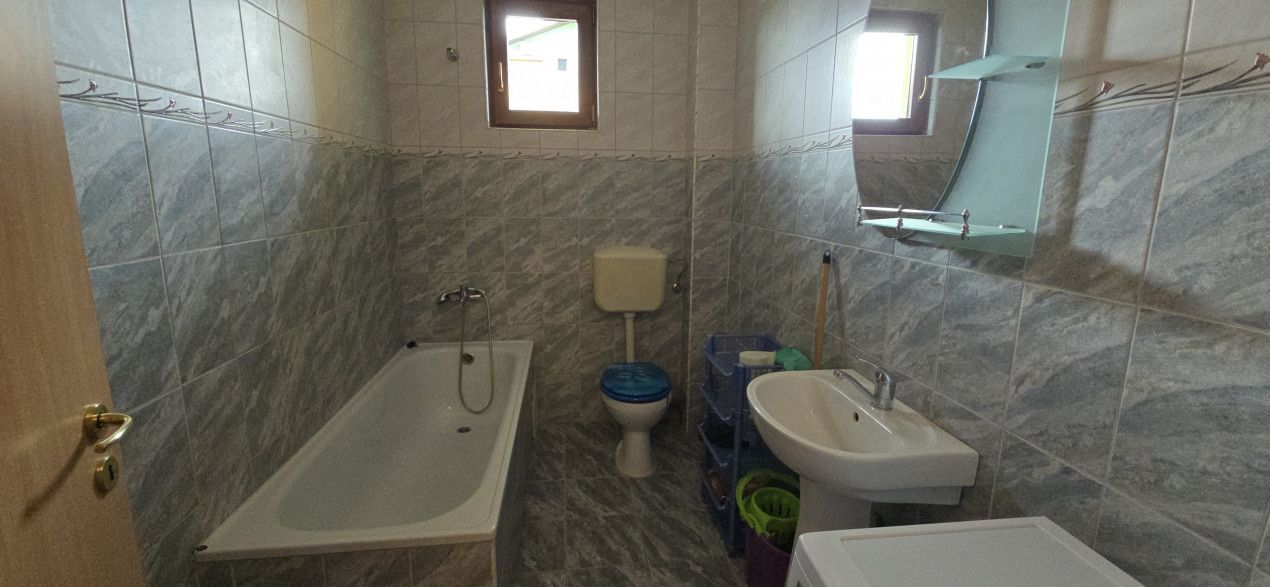 De Închiriat Apartament 3 camere Carpați 2 - Poză 9