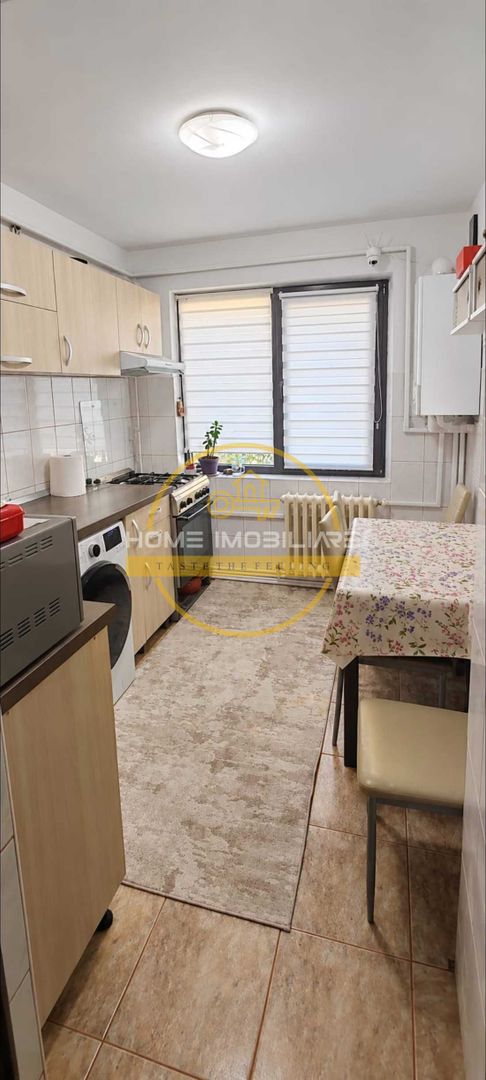 Apartament  2 camere ,decomandat , Bld.Alexandru cel bun 55 mp - Poză 3