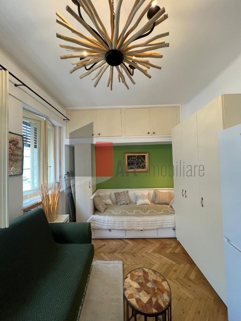 Garsoniera de inchiriat in zona Magheru (ultracentral) - Poză 2