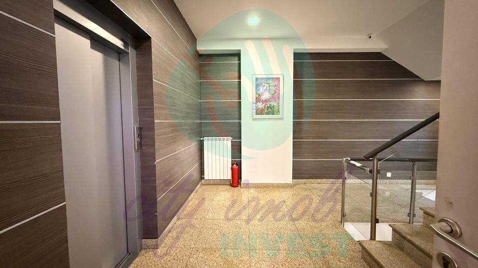 Spatiu comercial pentru mai multe domenii de activitate - Poză 12