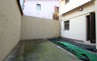 Zona Cetatii; 6 incaperi, ideal pentru sediu firma. - Poză 6