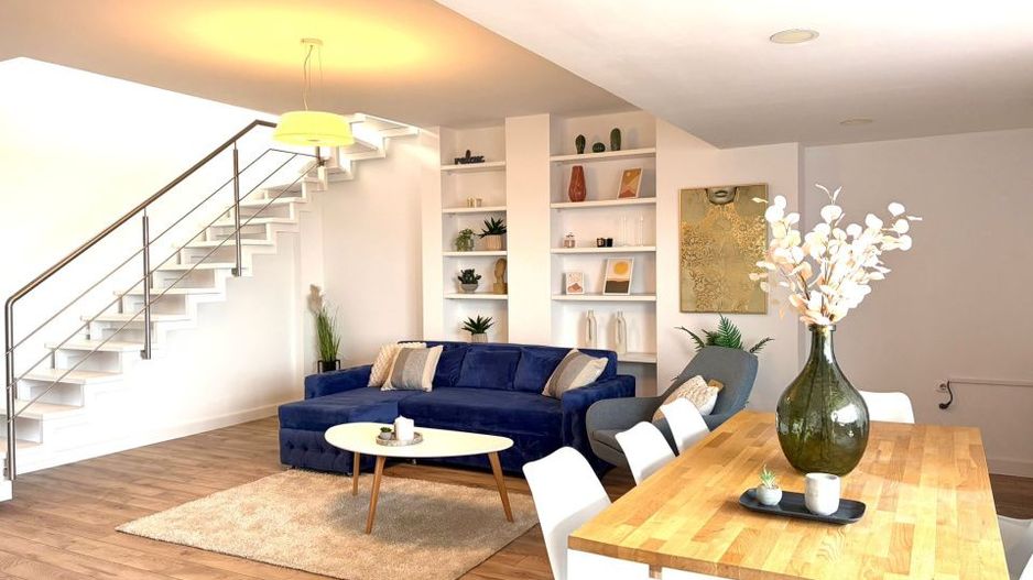 Penthouse pe 2 niveluri l 160 mp utili l terase 75 mp l parcare l B. Z - Poză 1