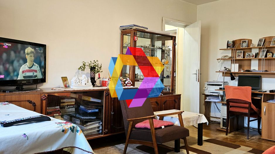 Apartament cu trei camere, zona Scriitorilor 73 mp - Poză 2