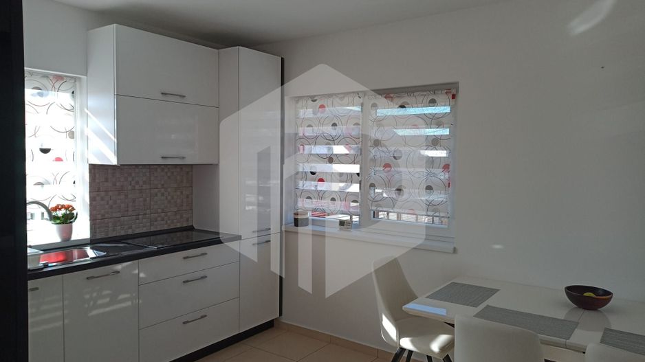 Casa de inchiriat | 4 Camere |  Bavaria | Mobilata / Utilata  | Terasa - Poză 8