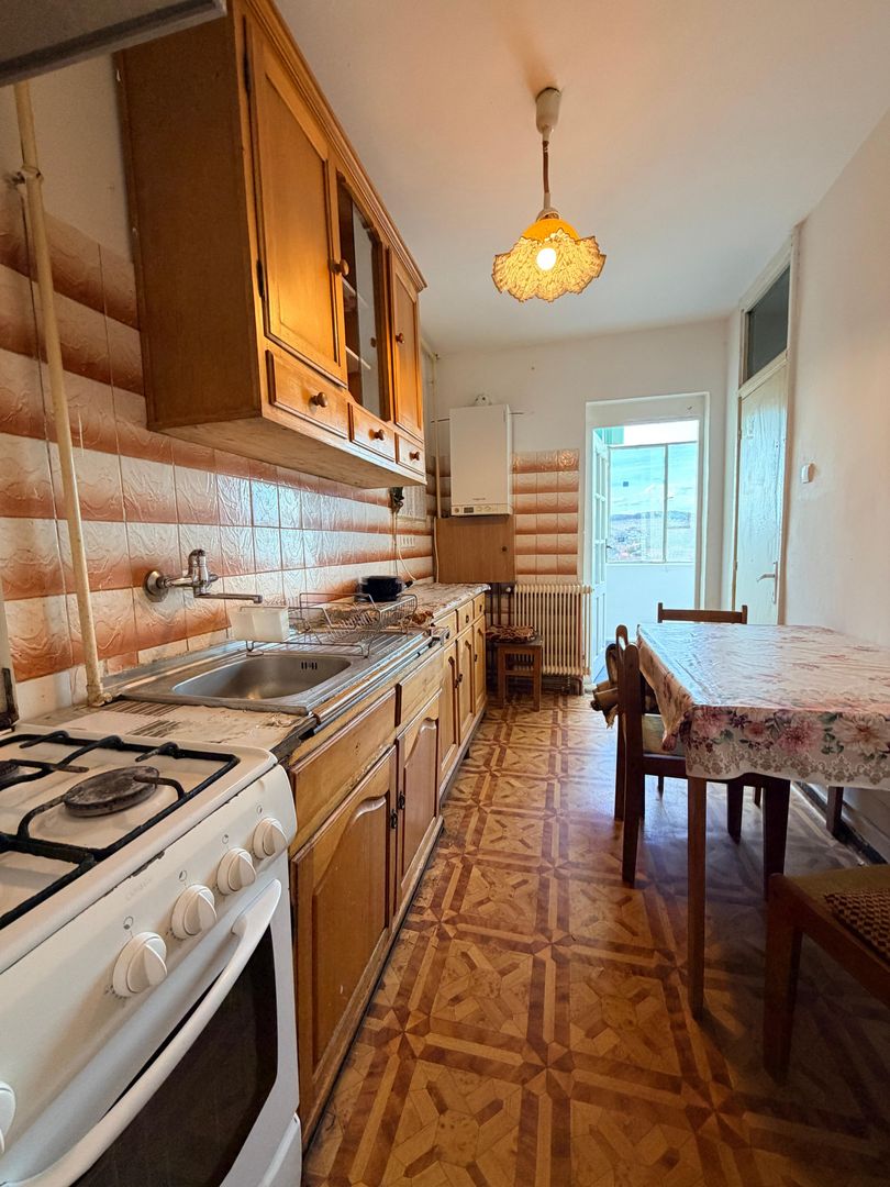 Apartament cu 3 Camere și 2 Băi  – Cartier Unirii - Zona Darina - Poză 8