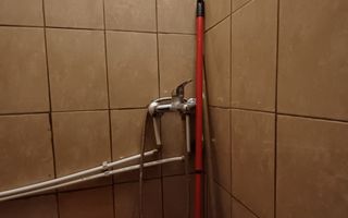 Garsoniera canta la bulevardul principal - Poză 4