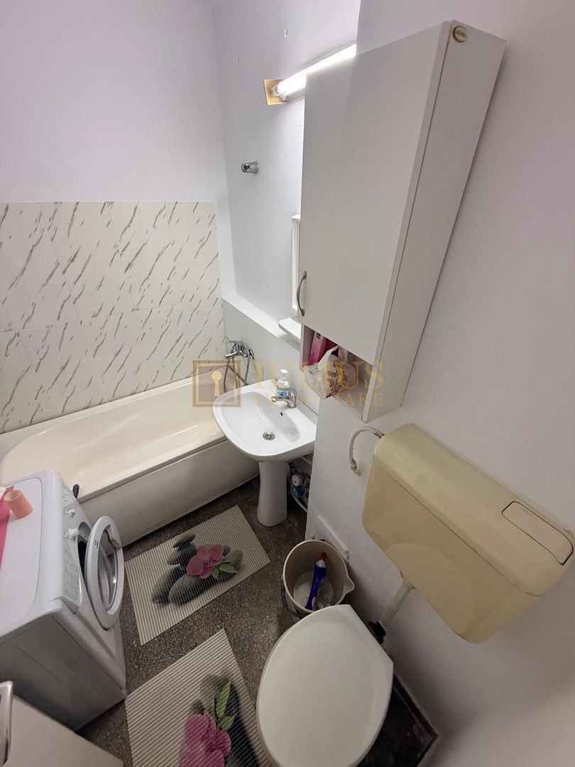 2 camere| cu vedere catre Bega-zona superba| apartament frumos, costuri mici| - Poză 15