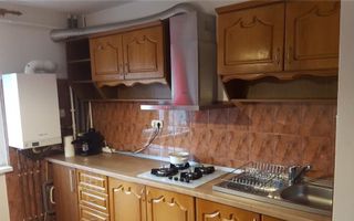 Apartament  2 camere decomandate, aproape de Teatrul Național. - Poză 1