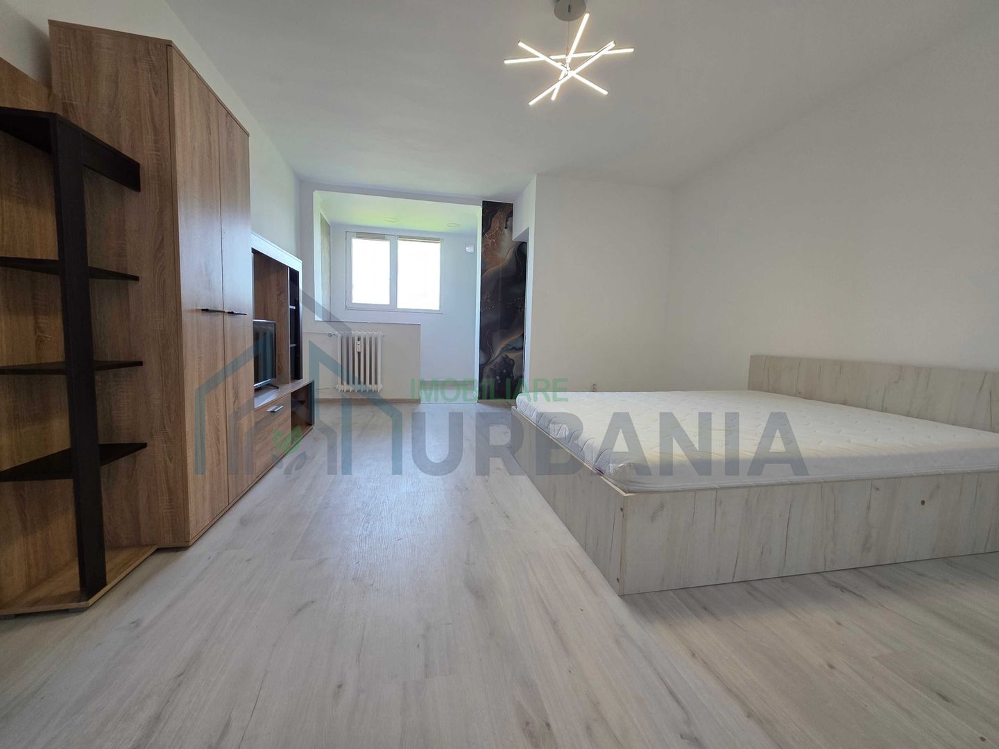 Garsonieră de închiriat, zona Tătărași, punct de reper Flora, Iași – 34 mp, etaj 7/9, mobilată și utilată - Poză 1