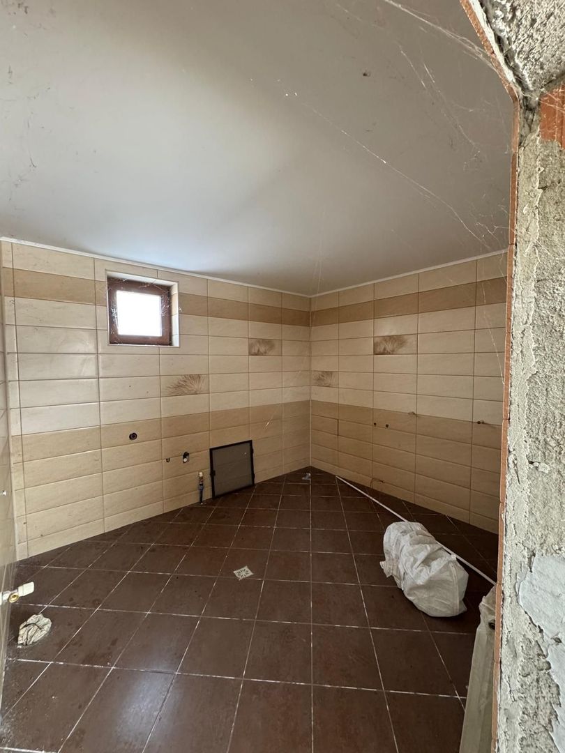 De vânzare casă 180 mp în satul Malu, Jud. Giurgiu – 1600mp teren - Poză 9