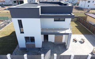 Casa/Villa 4 camere, singur in curte - Cristian/Brasov - Poză 1