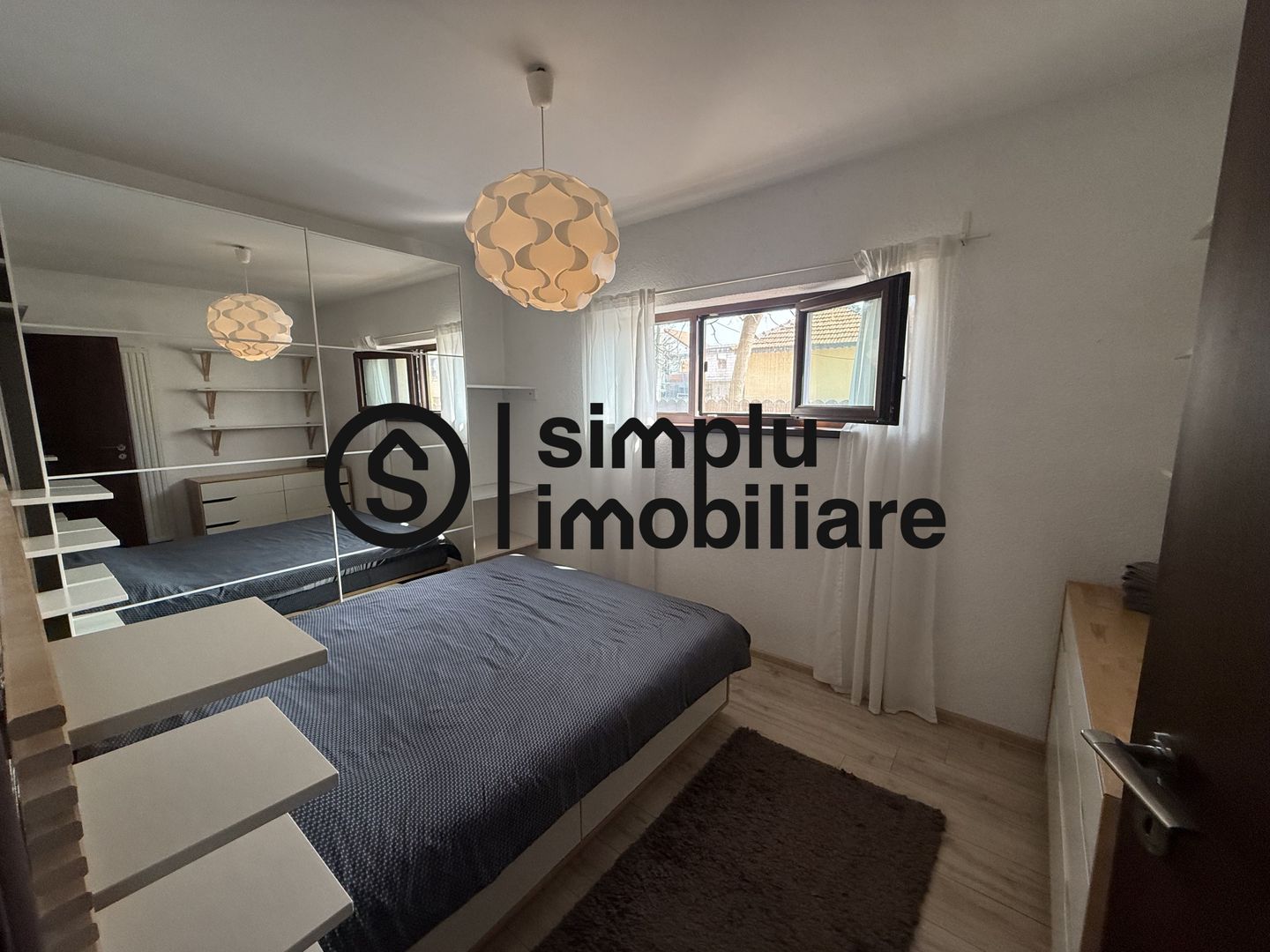 Casa centrala zona Siloz P+M - Poză 4