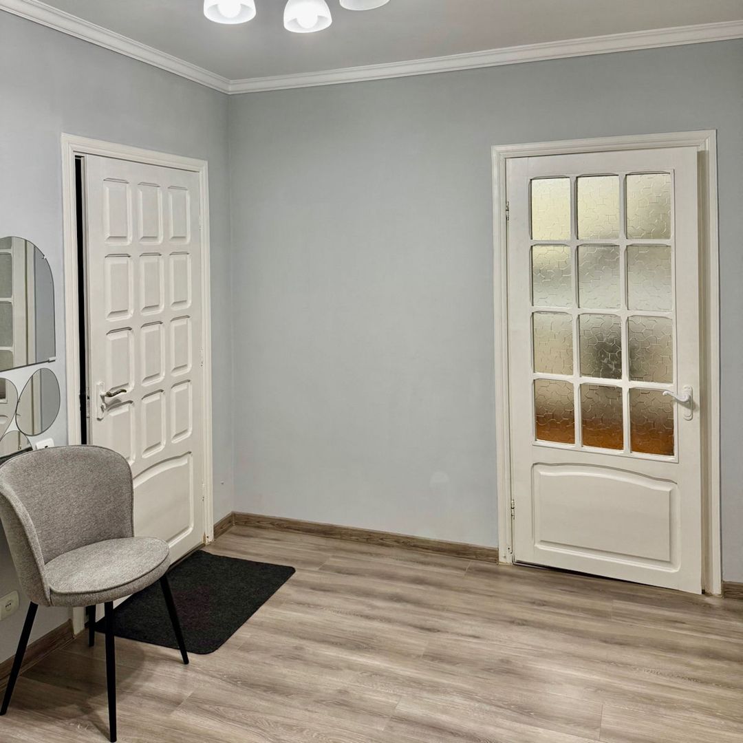 De vânzare 94 m2, două apartamente cu intrare separată, 4 dormitoare,  Centru, Mun. Chișinău - Poză 16