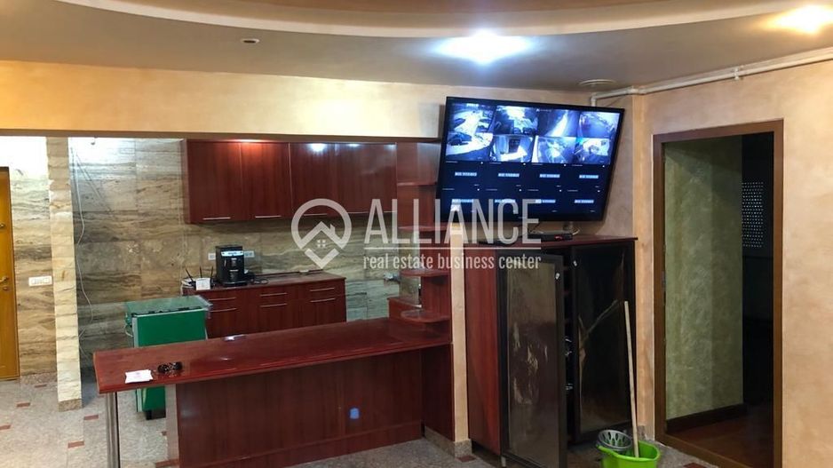 Faleza Nord - De inchiriat Apartament 5 Camere (Cod 12) - Poză 8