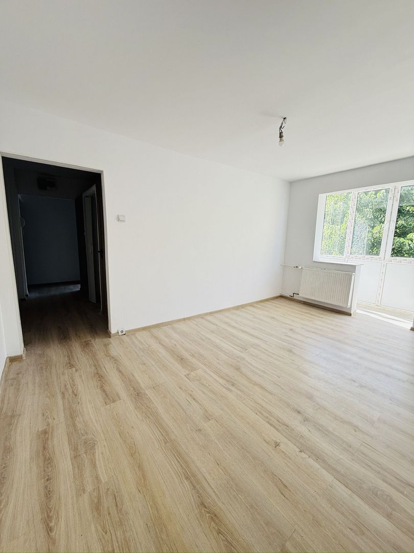 Dacia | 4 Camere  | Etaj Intermediar - Poză 2