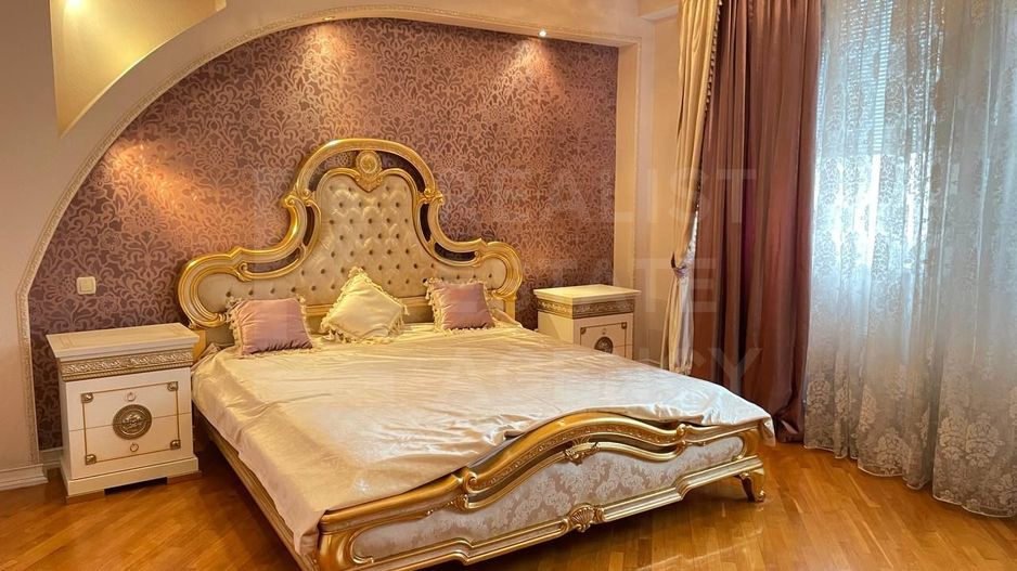 Chirie, apartament, 3 camere, strada Alexandru Pușkin, Centru - Poză 1