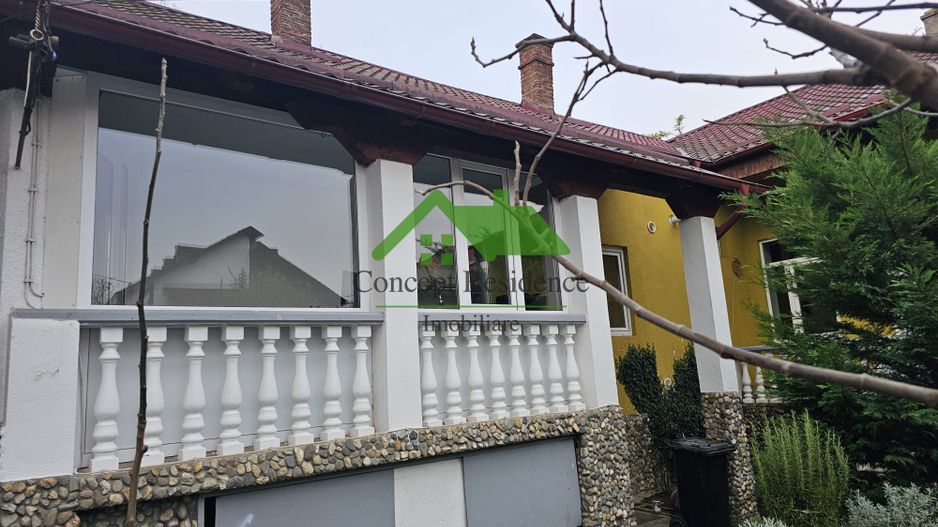 🏡 Casă cu demisol, parter și mansardă – Str. Victoriei, zonă centrală - Poză 2