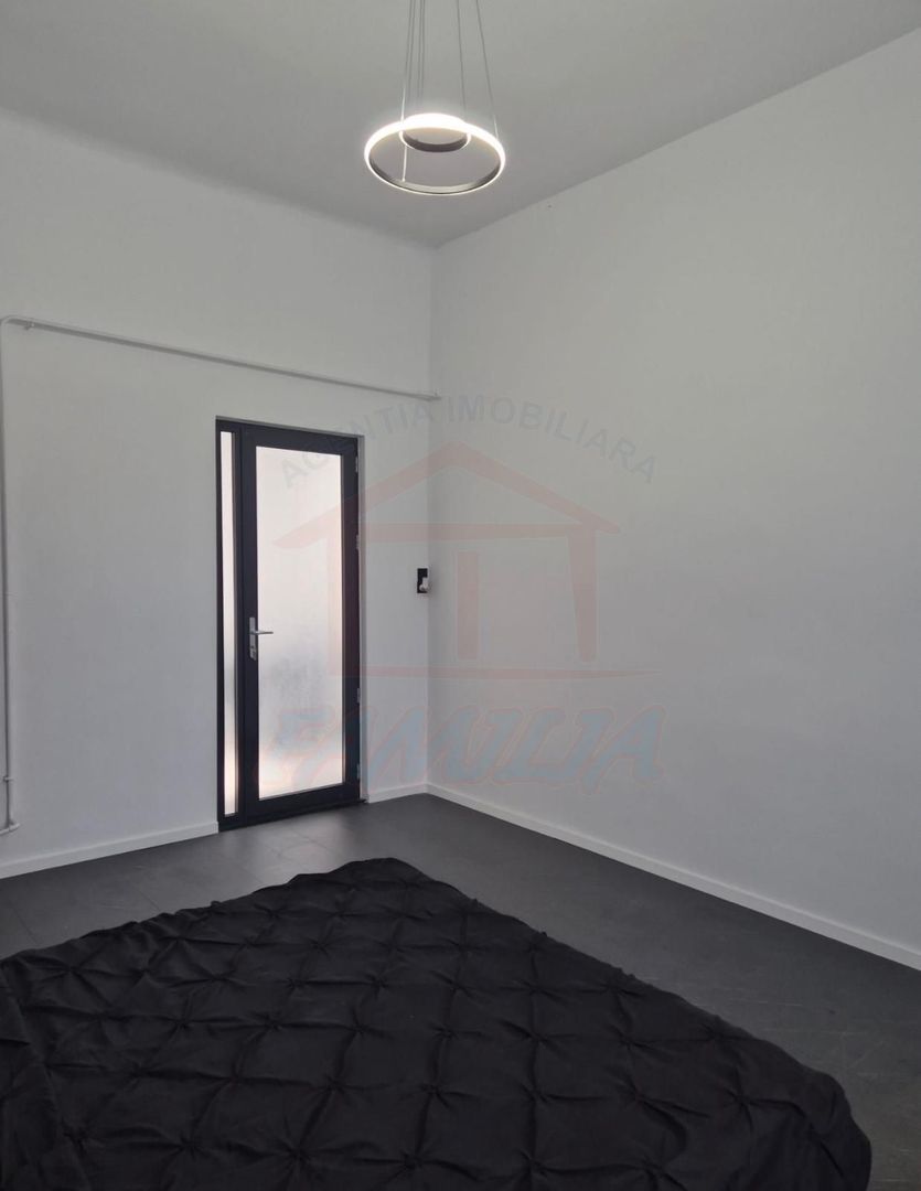 50ooo euro apartament modern. liber cu 2 camere la curte 42, 5 mp - Poză 2