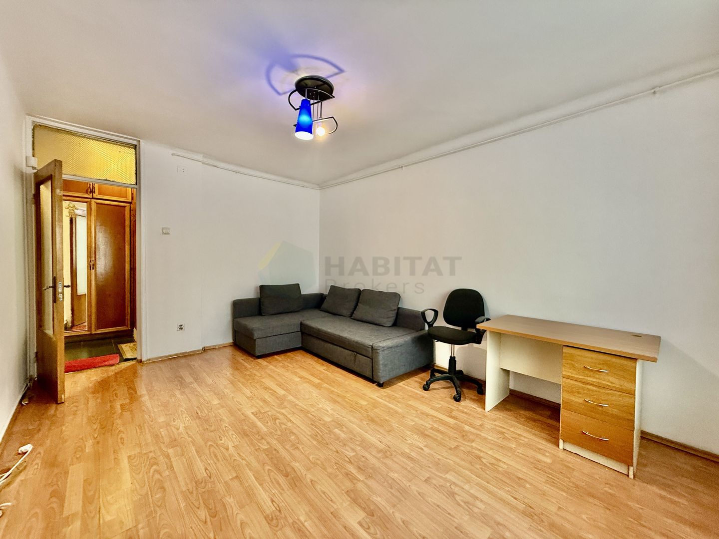 Decomandata, bloc 1982, aproape de metrou - Poză 3