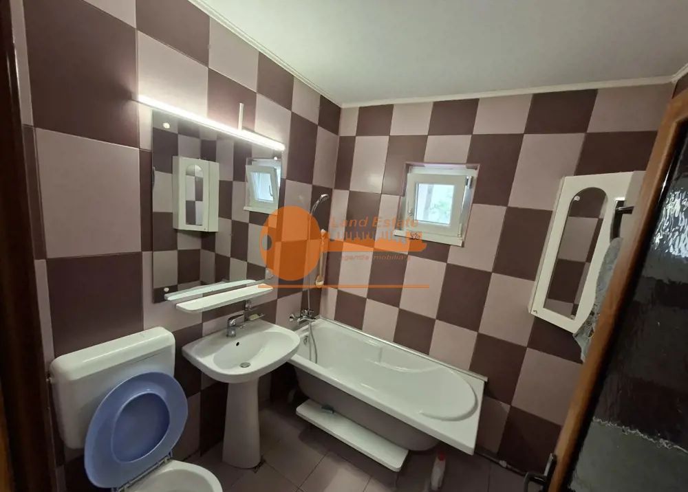 3 camere Pacii -centrala termica ( 350 m metrou ) - Poză 3