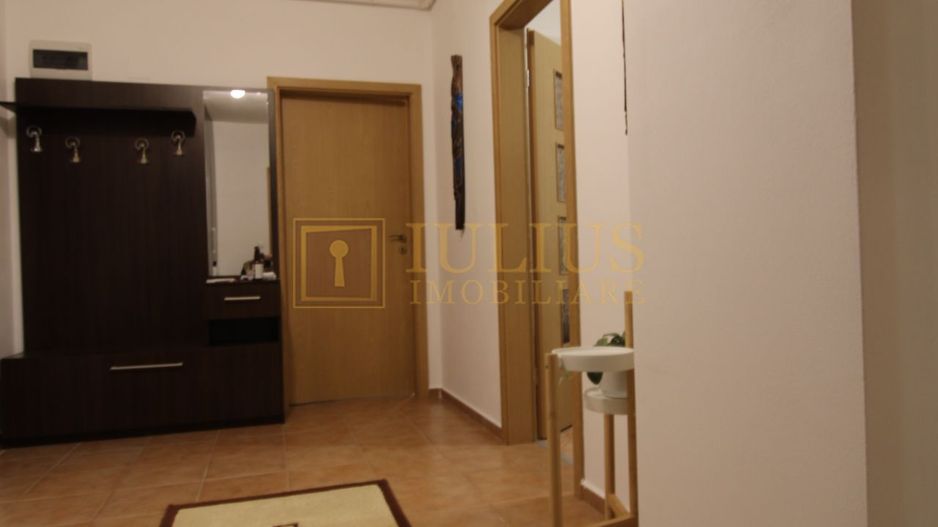 Aradului -2 camere, centrala proprie, loc de parcare - Poză 11