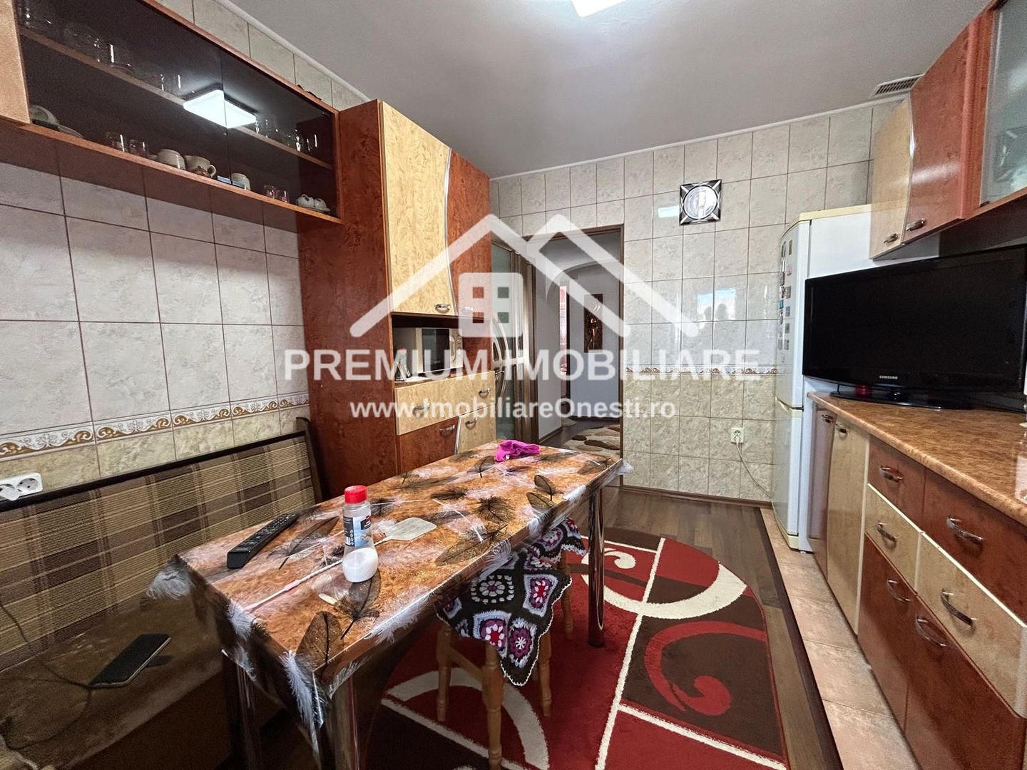 Apartament 3 camere de vânzare – Onești - Poză 10