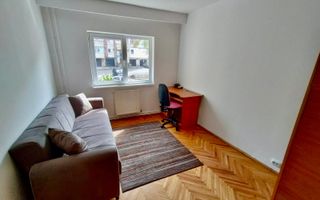 Apartament cu 4 camere decomandate, bd. Titulescu. - Poză 9