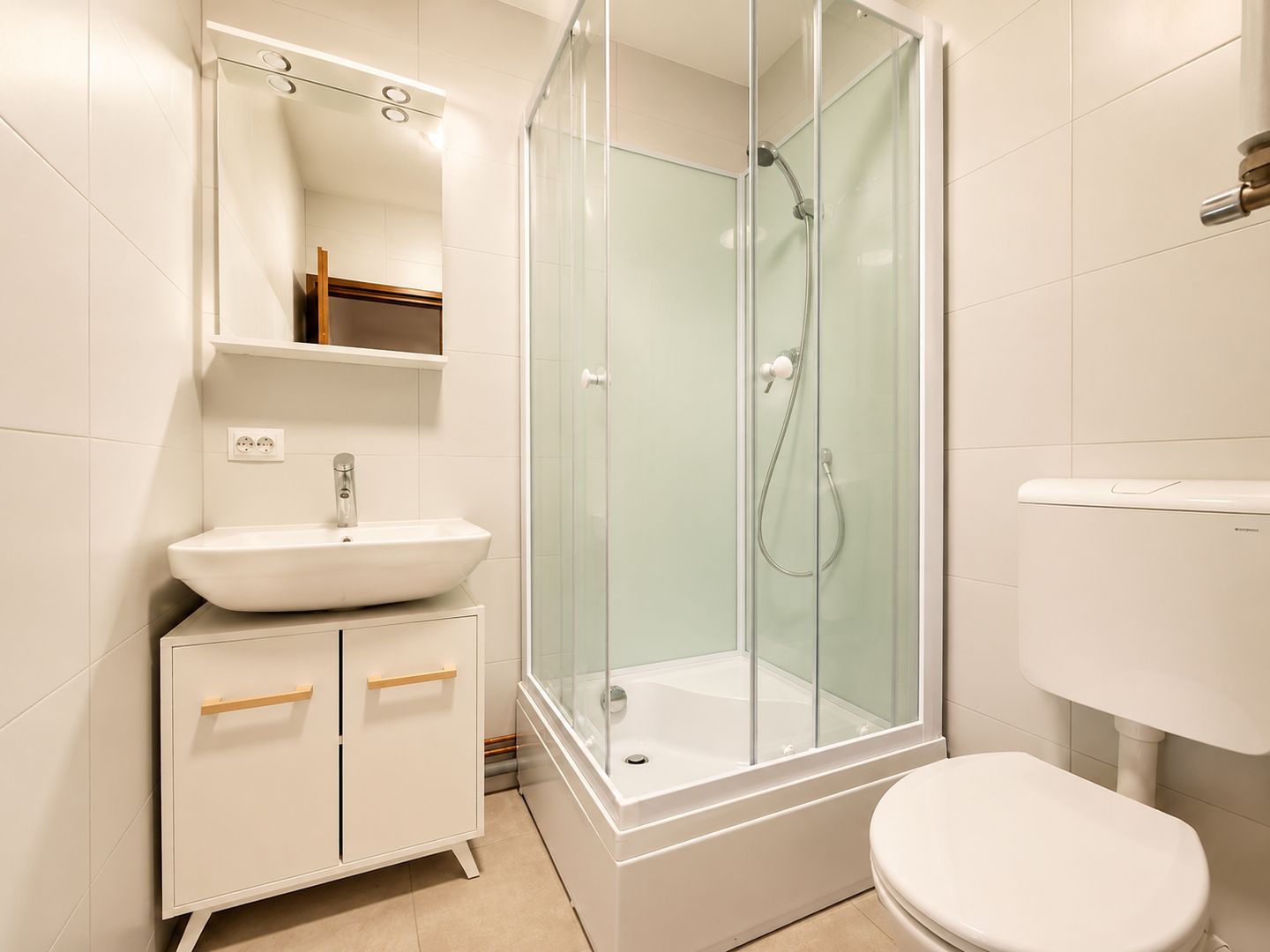 Casa / Vila cu 7 camere de vanzare in Ovidiu Sud Constanta - Poză 9