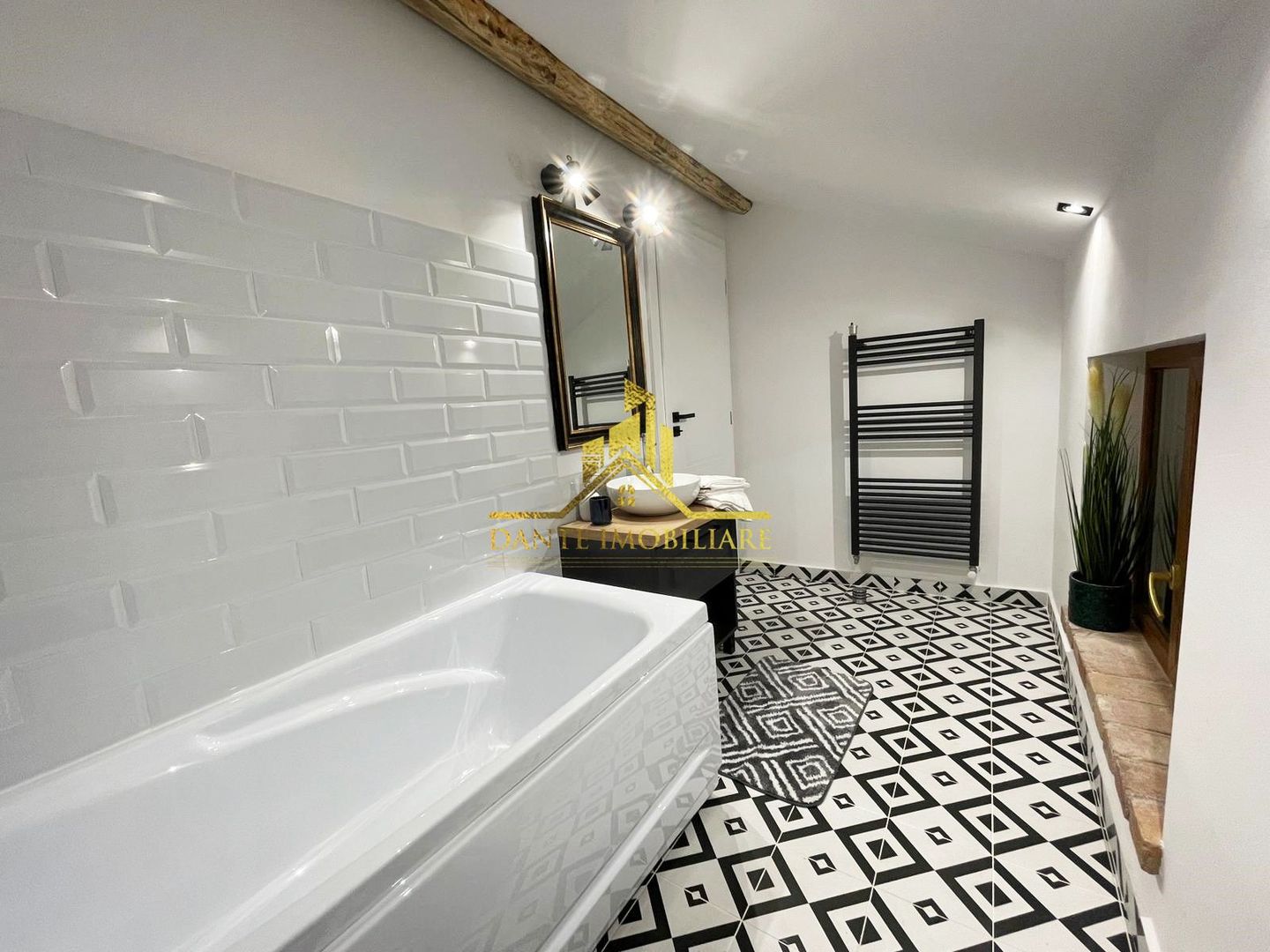 Casa, 3 dormitoare,2 bai, ultrafinisata, mobilat lux, Marasti, Paris - Poză 24