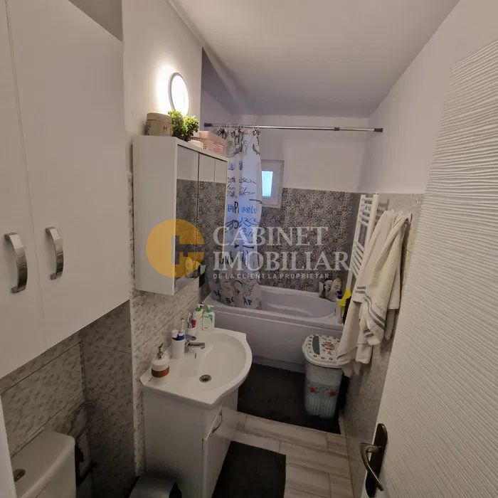 Apartament Decomandat Etaj 1-52 Mp Bloc 1985 -Frumoasa - Poză 5