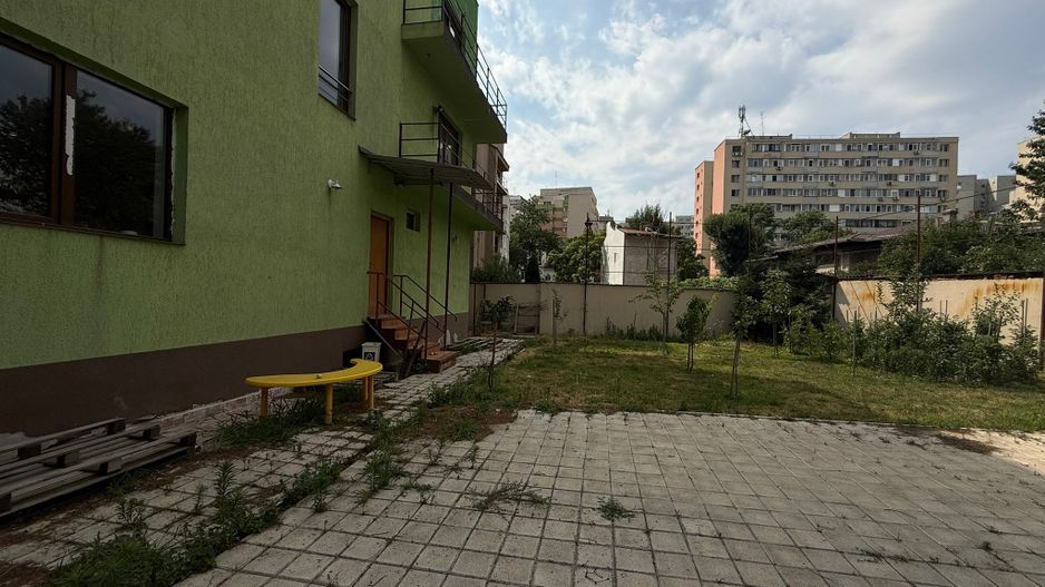 DE ÎNCHIRIAT VILĂ CĂMIN DE BĂTRÂN I AFTERSCHOOL I GARAJ+CURTE I ZONA CENTRALĂ - Poză 2