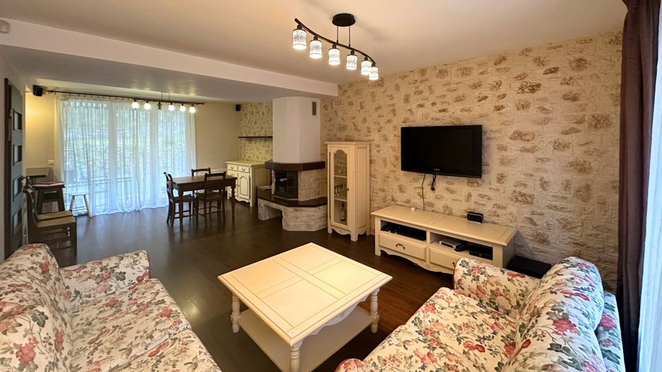 Închiriere casa duplex primitor creat pentru confort liniște și momente frumoase - Poză 10