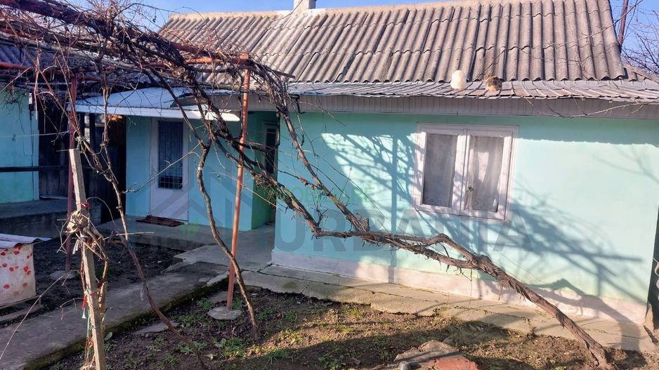 Casă cu teren intravilan 6.900 mp și extravilan 950 mp, Miroslovești, E85, Iași - Poză 2