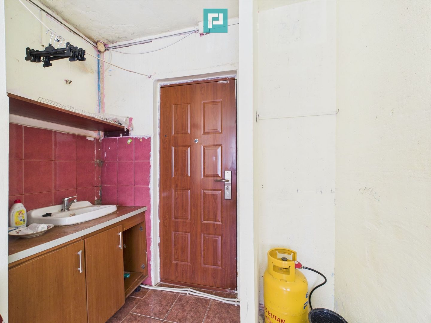 Garsonieră la parter zona UMT - Poză 6