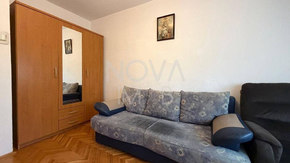 Apartament de inchiriat 3 camere etajul 4, cu lift,  Zona Vasile Aaron - Poză 8