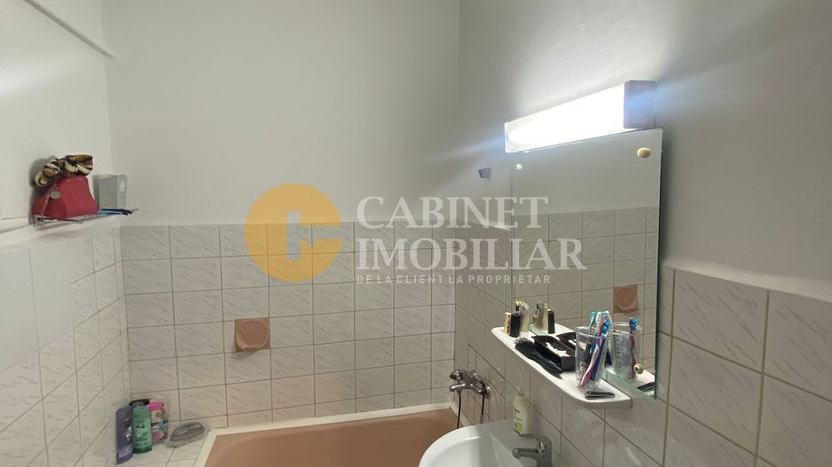GARA - APARTAMENT 1 CAMERA - DECOMANDAT - Poză 4