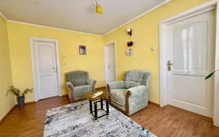 Casă cu teren de peste 3.000 mp, livadă și vie – Bujoreni, Gura Vaii - Poză 14