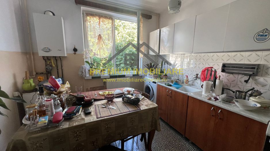 Apartament 4 camere zona centrala etaj 2 - Poză 4