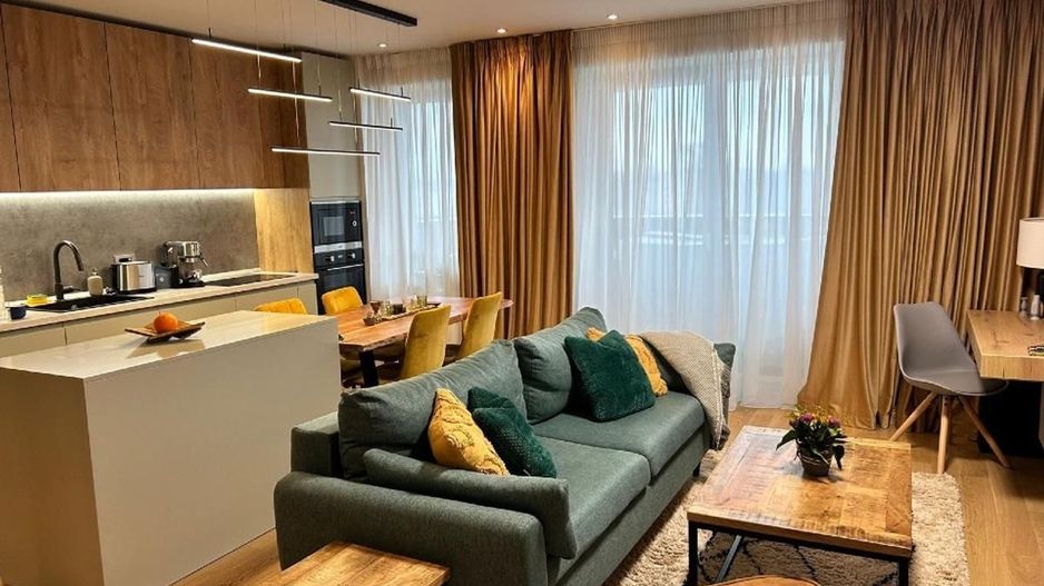 Apartament 2 camere Aviației Towers – bloc nou, balcon mare - Poză 1