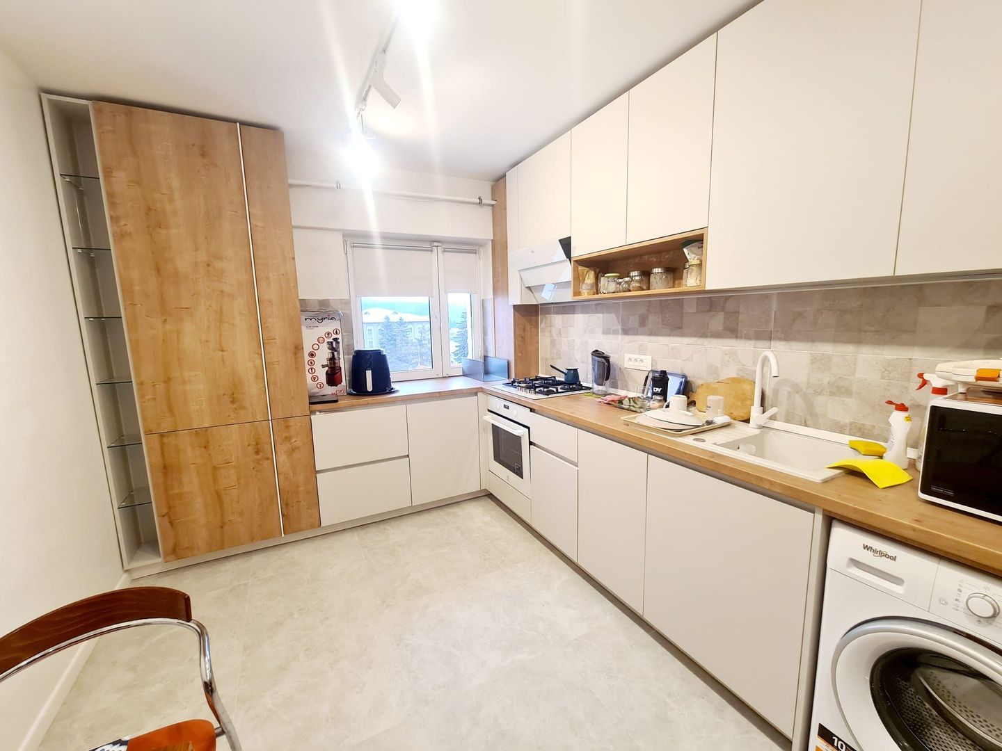 Apartament 4 camere de inchiriat - Zona Centrala - Poză 4
