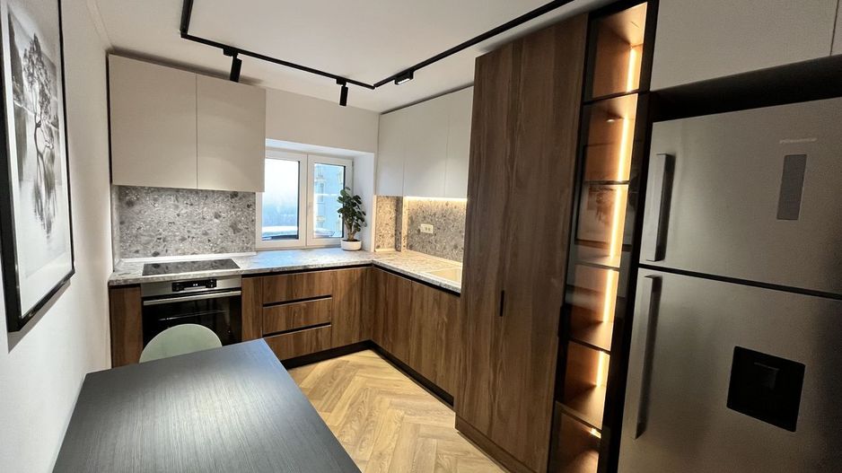 Inchiriere apartament 4 camere vedere parc - Poză 7