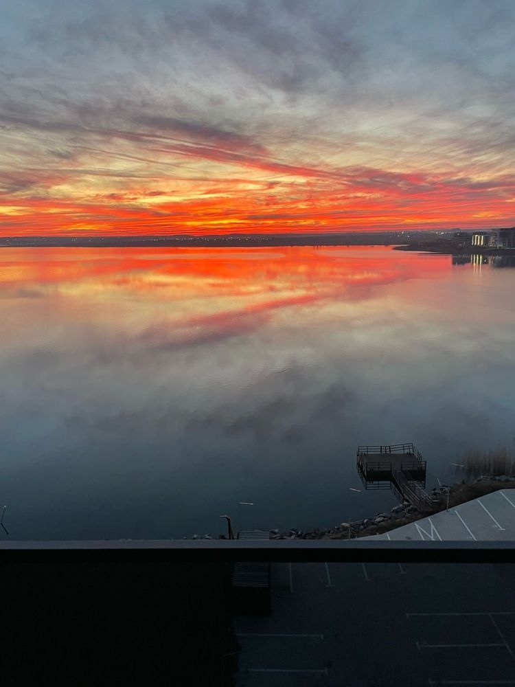 Apartament 2 camere vedere panoramica la lac, Parcare privata - Ocazie - Poză 2