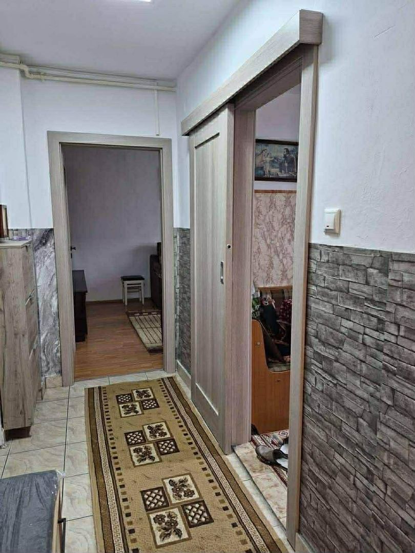 Apartament 2 camere+pivnita, decomandat, Strada Nicolae Iorga. - Poză 6