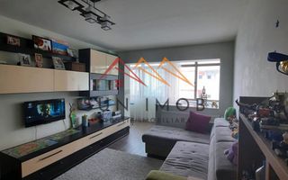 Apartament 2 camere, central, decomandat, renovat recent, CT, Campina - Poză 1